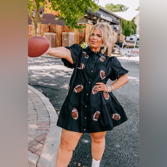 Sequence Football Dress! - Picture 5 of 8